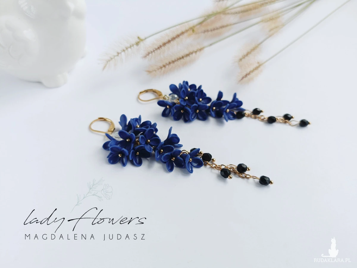 Kolczyki z gantowymi kwiatuszkami