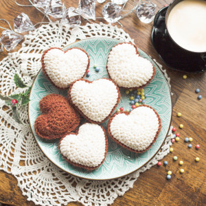 Szydełkowy piernik z lukrem