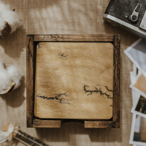 podkładki drewniane pod napój