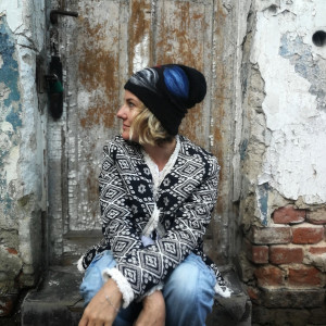 czapka welniana na podszewce