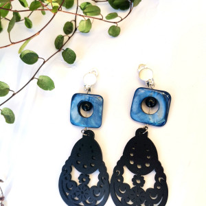 Klipsy muszla z drewnem