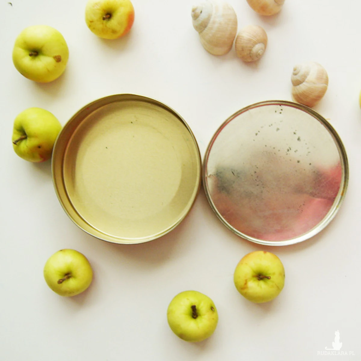 vintage pudełko na herbatę, retro pudełko, indyhskie pudełko, vintage opakowanie, vintage puszka, prl puszka na herbatę, retro puszka