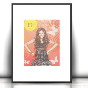 małe plakaty z filmów, Candelaria Molfese plakat, Camila plakat A4, Violetta plakaty A4, filmowe plakaty dla nastolatki, plakat z dziewczyną, plakat z aktorką Candelaria Molfese, poster a4