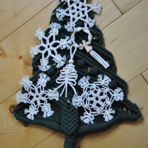 Ozdoby świąteczne, śnieżynki - makrama