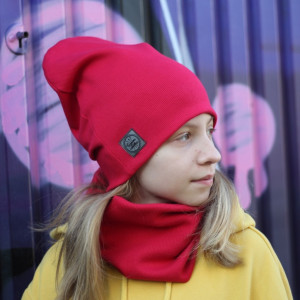 Czapka i komin malinowy