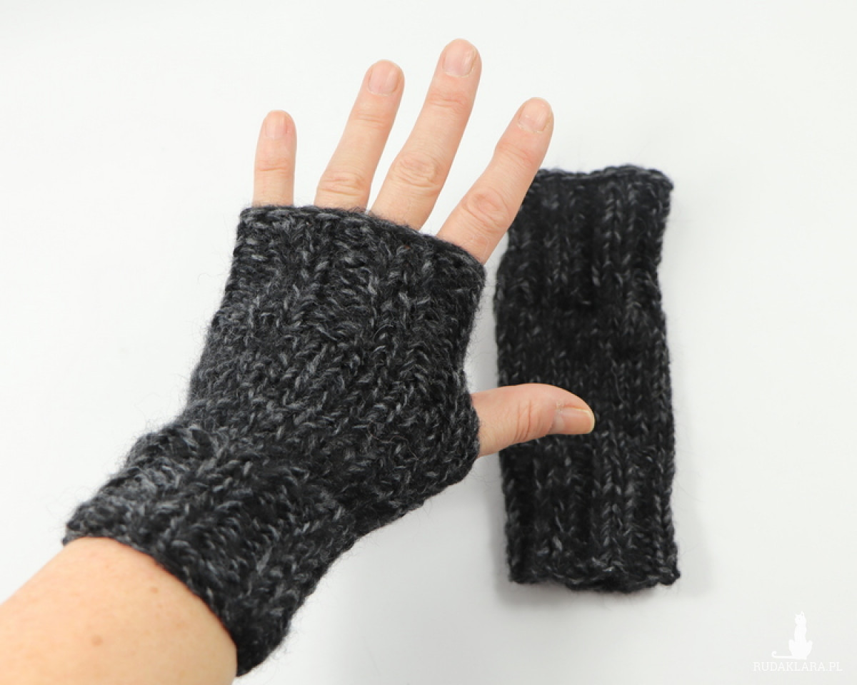 Rękawiczki bez palców mitenki na drutach dziergane czarny melanż