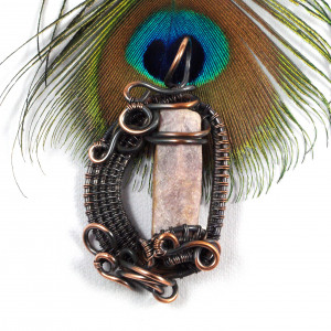 Surowy rubin, Miedziany wisior z bryłką rubinu, ręcznie wykonany, prezent dla niej, prezent dla mamy, prezent urodzinowy, biżuteria autorska