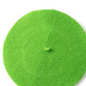 beret kolorowy bardzo miły i twarzowy