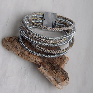 Bransoletka sznurkowa Srebrne i złote odcienie na magnetyczne zapięcie