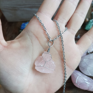 Naszyjnik z Kwarcem różowym