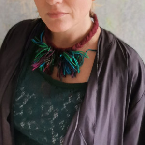 naszyjnik dzianinowy szmatkowy