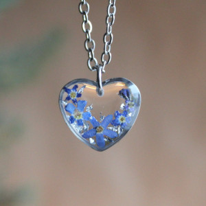 Srebrna zawieszka srebrny wisiorek niezapominajki kwiat naszyjnik żywica z żywicy kwiaty z kwiatami niezapominajka z niezapominajkami serce serduszko
