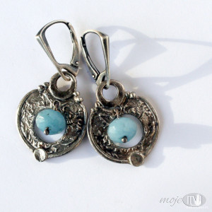 Ornament z błękitem