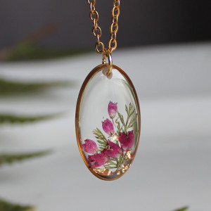 Złota zawieszka złoty wisiorek kwiat naszyjnik żywica z żywicy suszone kwiaty z kwiatami naturalne żywe kwiaty zielona żywica epoksydowa owalna różowe różowa