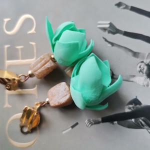 Klipsy kolor złoto seledynowy