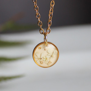 Złota zawieszka złoty wisiorek kwiat naszyjnik żywica z żywicy suszone kwiaty z kwiatami beżowa