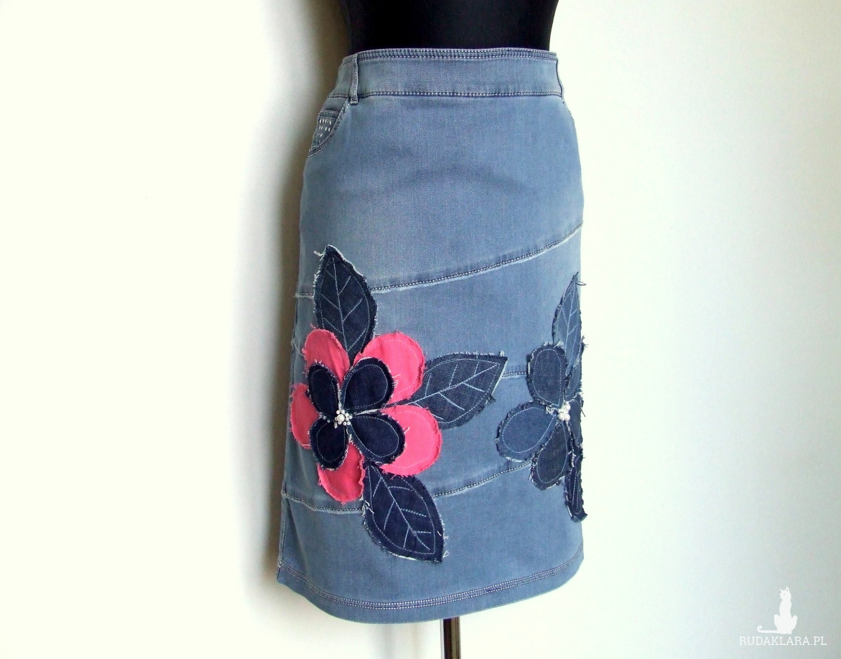 jeansowa z kwiatami r.52