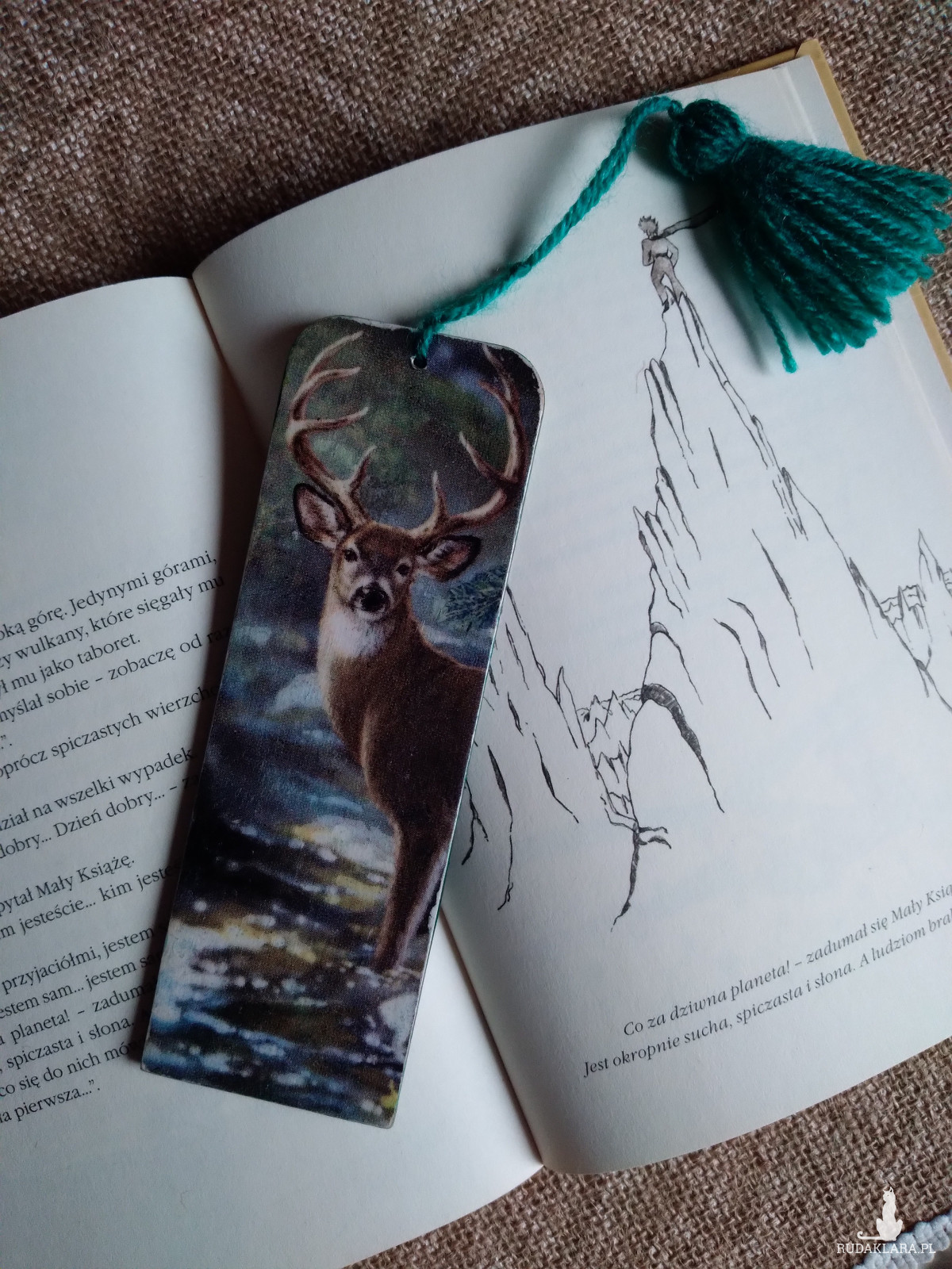 Drewniana zakładka Magia Lasu do książki dostojny jeleń jelonek las we mgle decoupage
