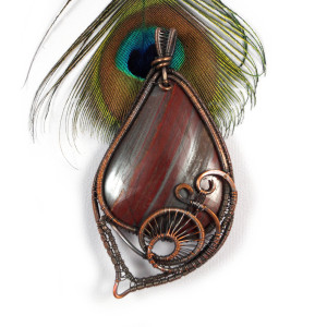 Oko tygrysie, Miedziany wisior z czerwono brązowym okiem tygrysim, ręcznie wykonany, prezent dla niej, prezent dla mamy, prezent urodzinowy,