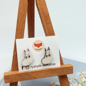 Drewniane kolczyki sztyfty muminek muminki