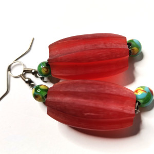 Kolczyki malinowe boho