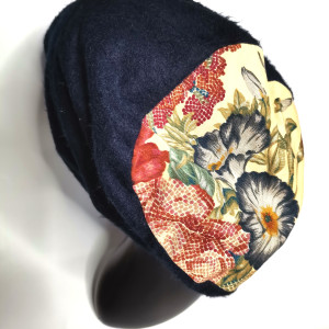 Czapka na podszewce granatowa