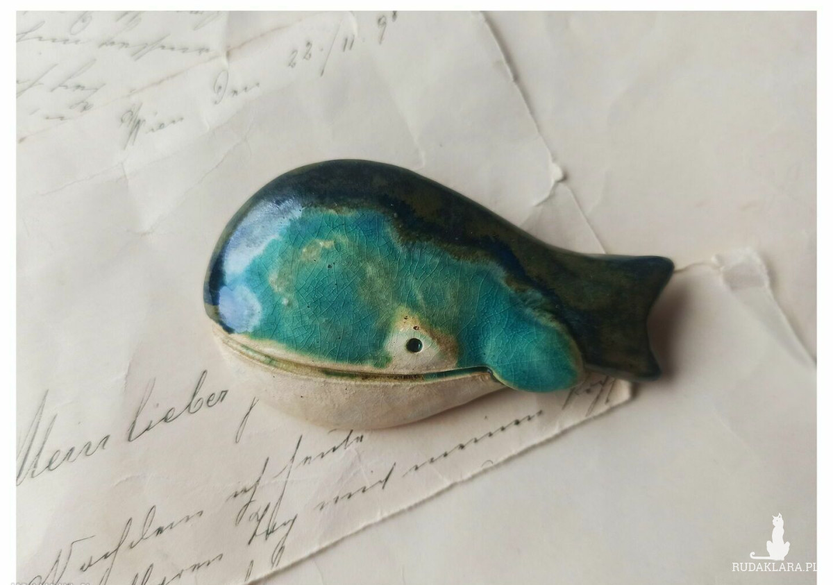 Broszka płetwal błękitny