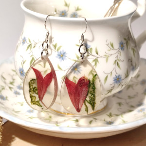 Kolczyki z żywicy - kwiaty szałwii