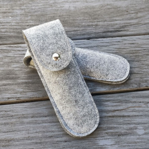 Filcowe etui na długopisy - klapka na magnes - szare