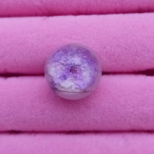 Metalowy pierścionek z prawdziwymi kwiatami regulowany z kwiatami suszone kwiaty żywica epoksydowa, gipsówka