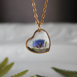 Złota zawieszka złoty wisiorek kwiat naszyjnik żywica z żywicy kwiaty z kwiatami delikatne kobiece