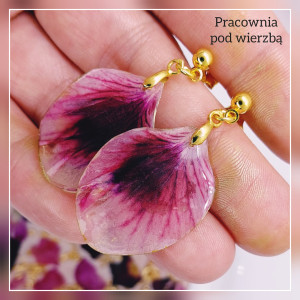 kolczyki wiszące żywica stal prawdziwe płatki róży