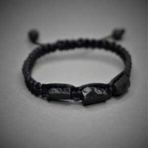 Bransoletka ochronna z turmalinem.