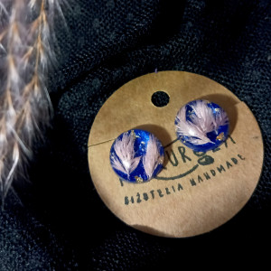 Kolczyki niebieskie kolczyki różowe trawa w żywicy delikatne kolczyki