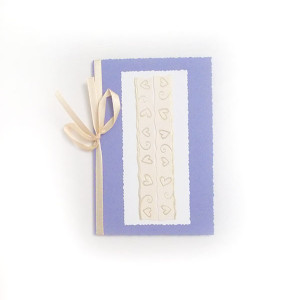 fioletowa kartka bez życzeń, kartka z serduszkami, zaproszenie bez tekstu, podziękowanie dla gości