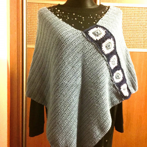 Poncho z wełny Merynosa