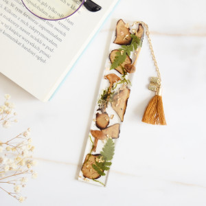 Zakładka do książki Stary List - las