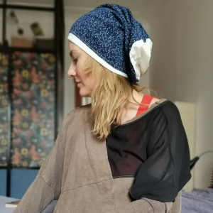 Czapka granatowa  na podszewce