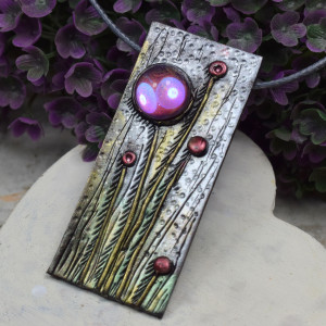 Duży wisiorek "łąka" - ze szklanym kamieniem