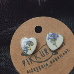 Kolczyki z niezapominajkami wkrętki serca niezapominajki