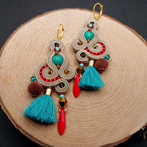 BEŻOWO-KOLOROWE KOLCZYKI SUTASZ W STYLU BOHO 2