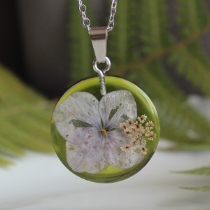 Srebrna zawieszka srebrny wisiorek żywica hortensja hortensją zielona