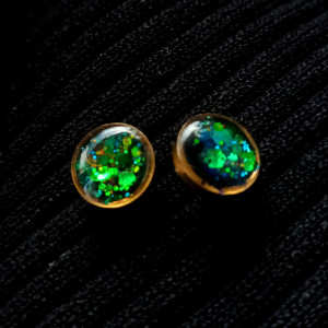 Kolczyki złote z zielonym blaskiem kolczyki Holo