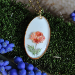 Złota zawieszka złoty wisiorek kwiat naszyjnik żywica z żywicy suszone kwiaty z kwiatami naturalne żywe kwiaty zielona żywica epoksydowa owalna pomarańczowa