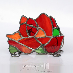 Różany serwetnik na czerwono