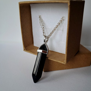 Naszyjnik z kamieniem