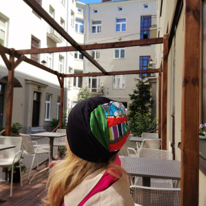 Czapka wiosenna na małą glowe