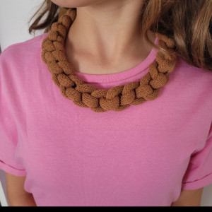 Boho naszyjnik ze sznurka CIASTKO