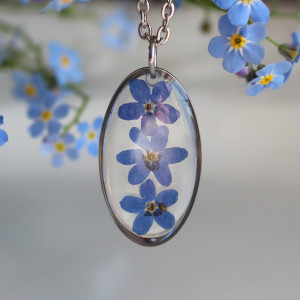 Srebrna zawieszka srebrny wisiorek kwiat naszyjnik żywica z żywicy suszone kwiaty z kwiatami żywicy kwiaty żywica owalna niezapominajki niezapominajkami