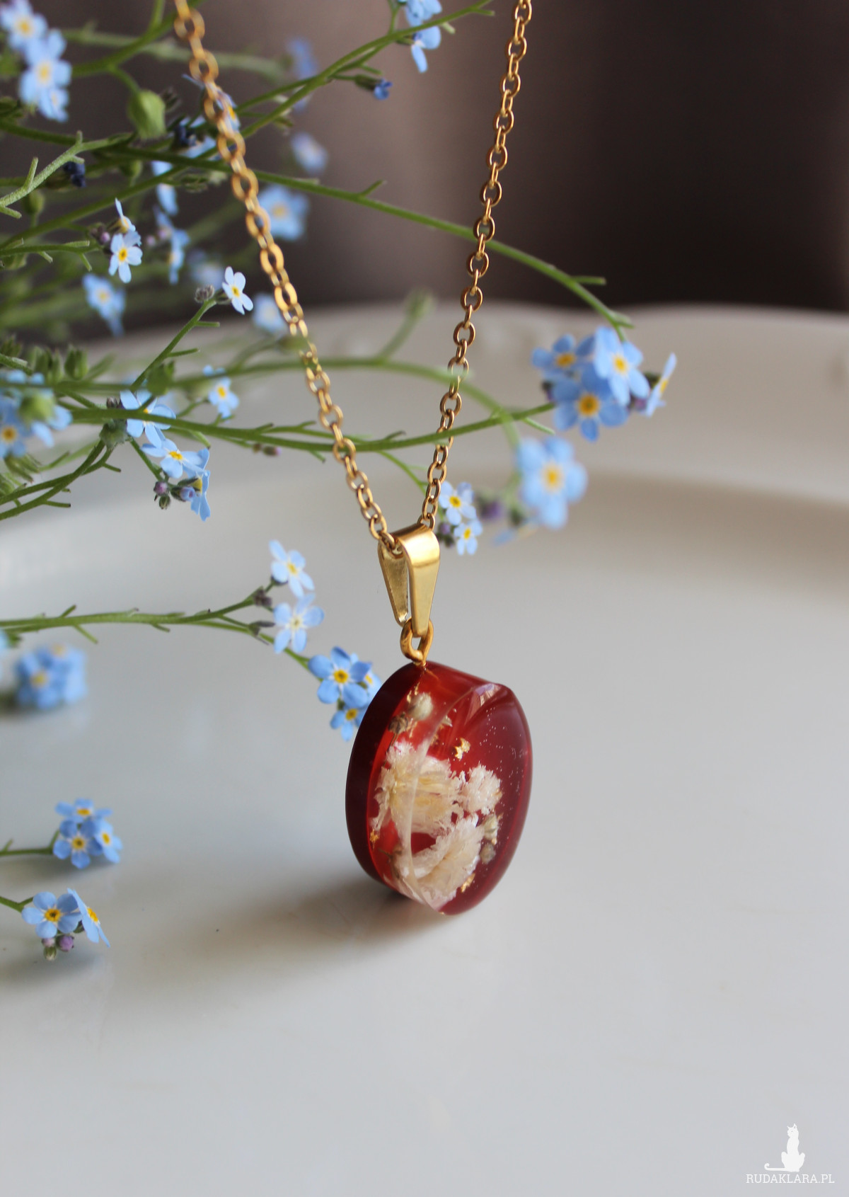 Złota jajowata zawieszka złoty wisiorek kwiat naszyjnik żywica z żywicy kwiaty z kwiatami bordowa czerwona